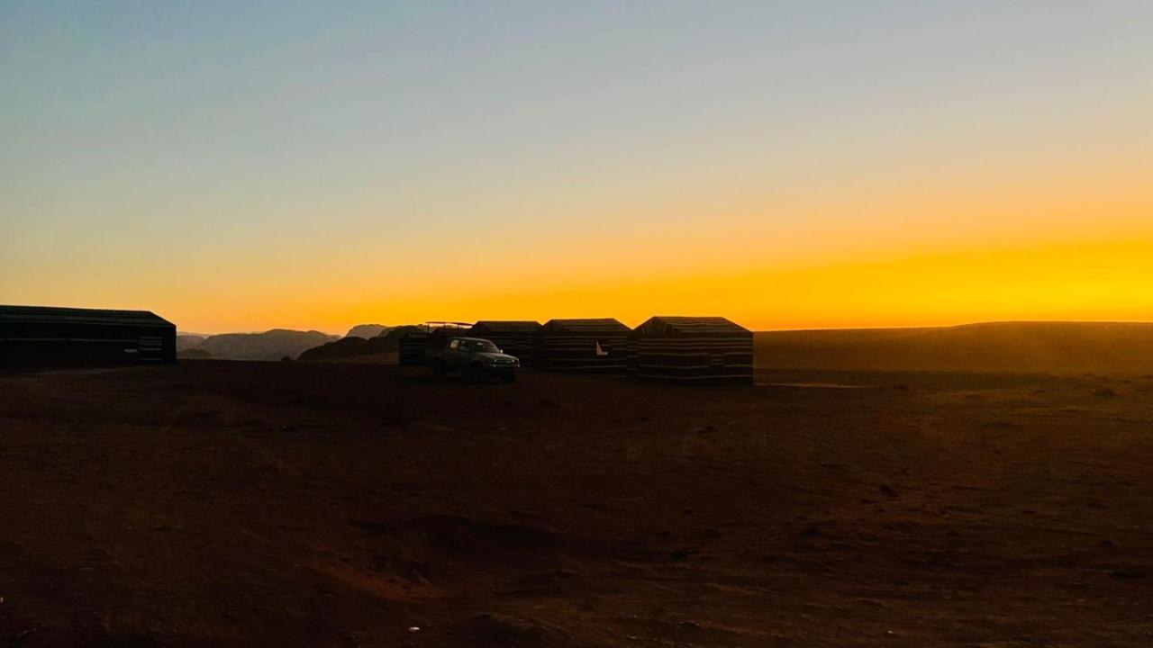 Hotel Stars Life Camp-Tour Wadi Rum Exterior foto