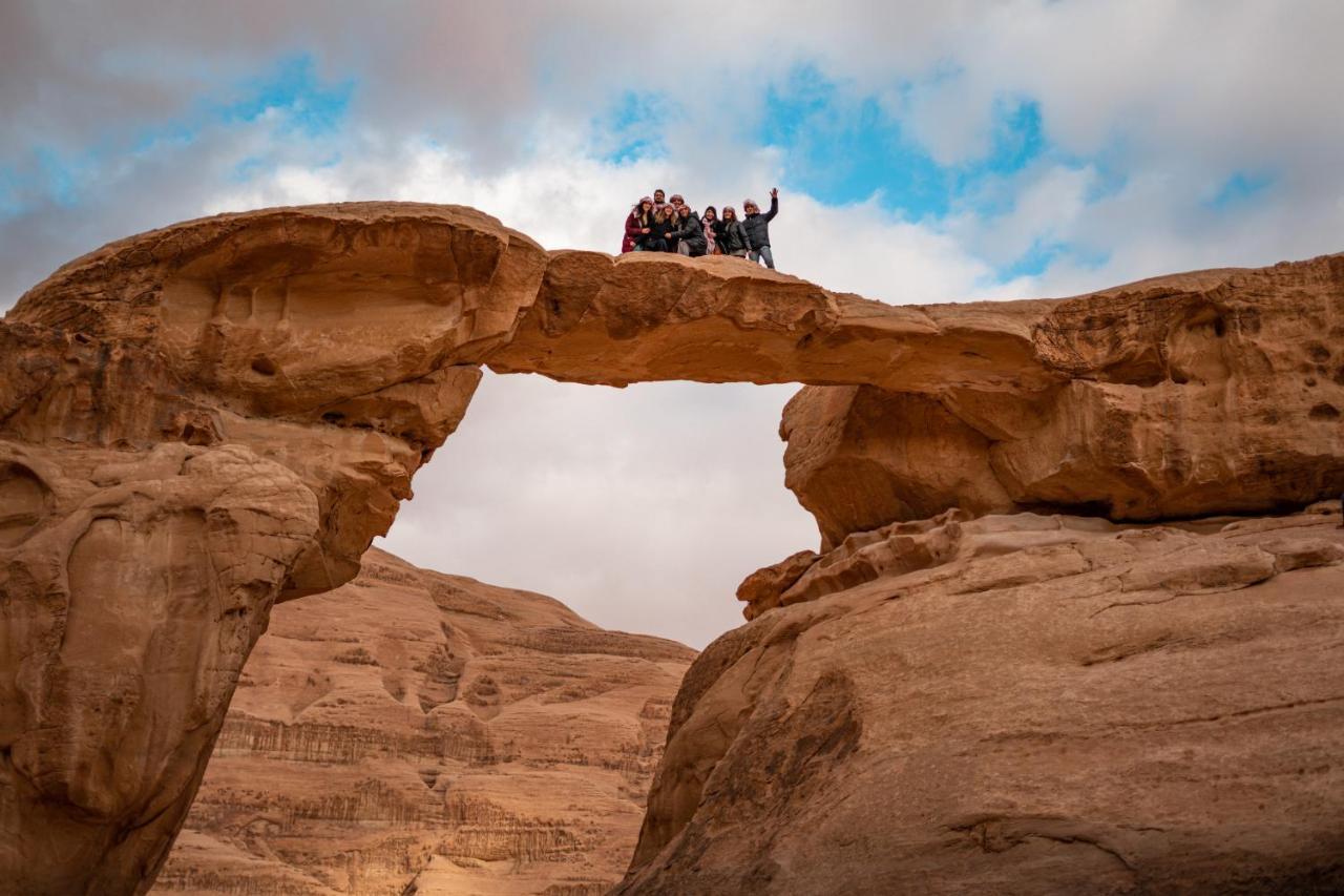 Hotel Stars Life Camp-Tour Wadi Rum Exterior foto