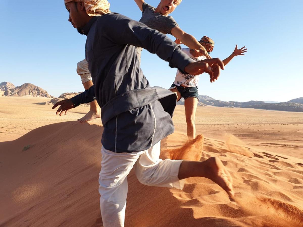 Hotel Stars Life Camp-Tour Wadi Rum Exterior foto